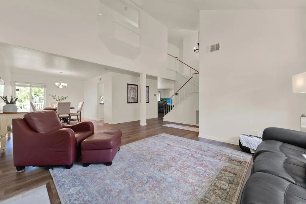 https://cdn.realtyfeed.com/cdn/127/306773216/5ed4ba84cef94b62d6895c8f70d38ac7.webp