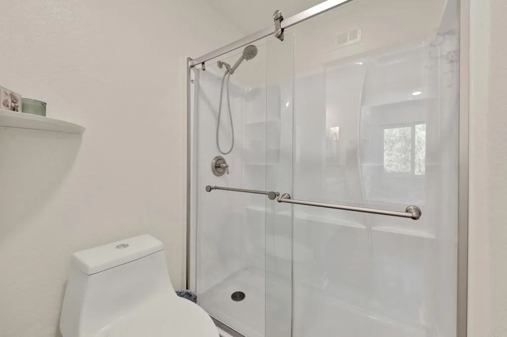 https://cdn.realtyfeed.com/cdn/127/306773216/674b2652147cda78f887c109b60deae1.webp