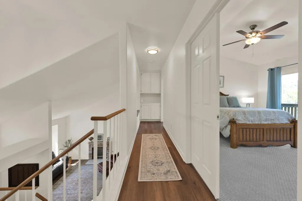 https://cdn.realtyfeed.com/cdn/127/306773216/6d9cd01be699fd3aeeb6295324cde22c.webp