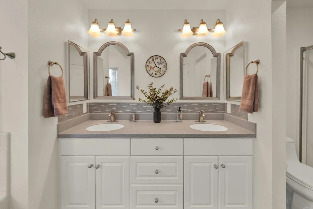 https://cdn.realtyfeed.com/cdn/127/306773216/7368a3daaf0f2e78c7f00bfb93d13a88.webp