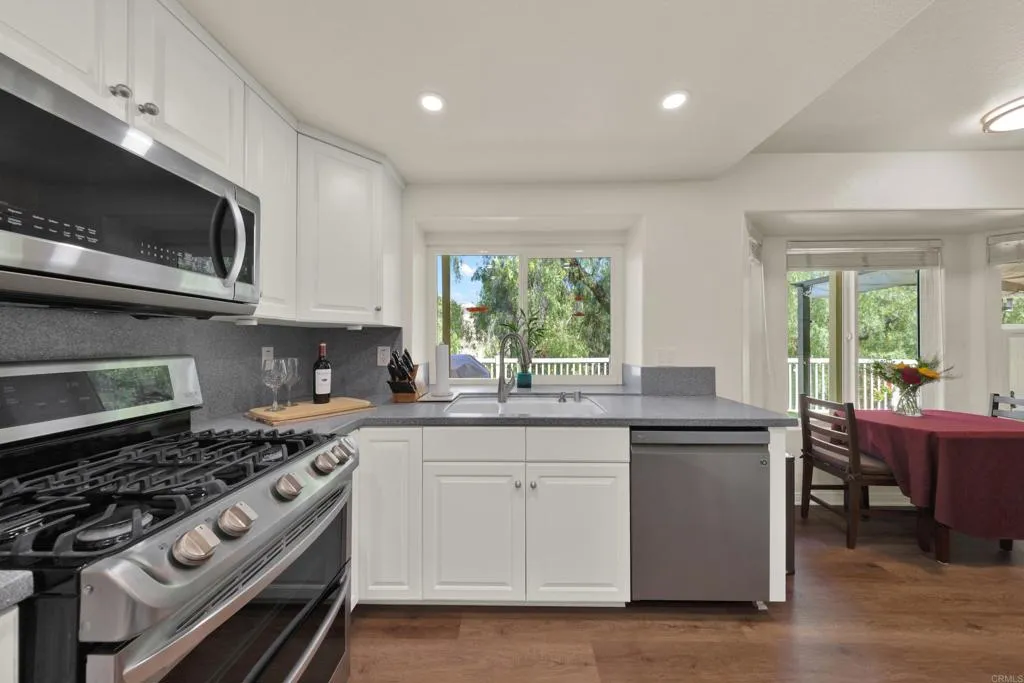 https://cdn.realtyfeed.com/cdn/127/306773216/c1162d07fc17cebc17f0faa415b491c1.webp
