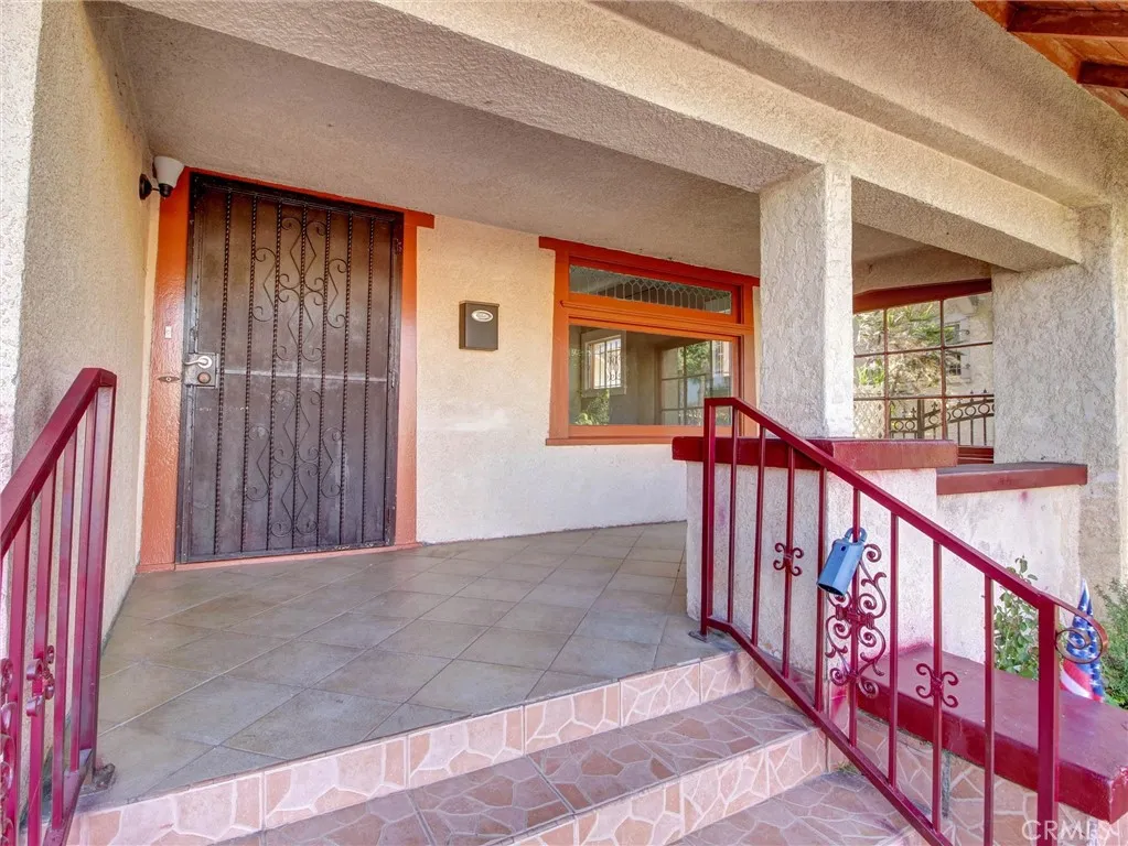 3021 5th, Los Angeles, CA 90018 - Photo 2 of 45, Los Angeles, CA