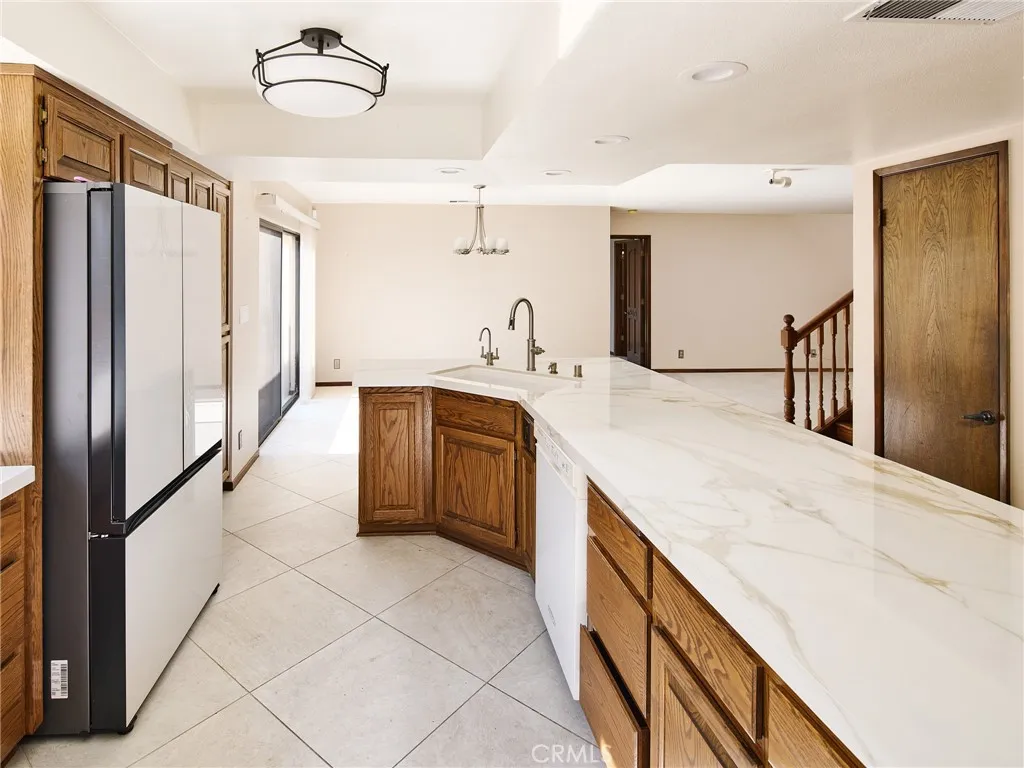 4313 W 133rd, Hawthorne, CA 90250 - Photo 4 of 40, Hawthorne, CA