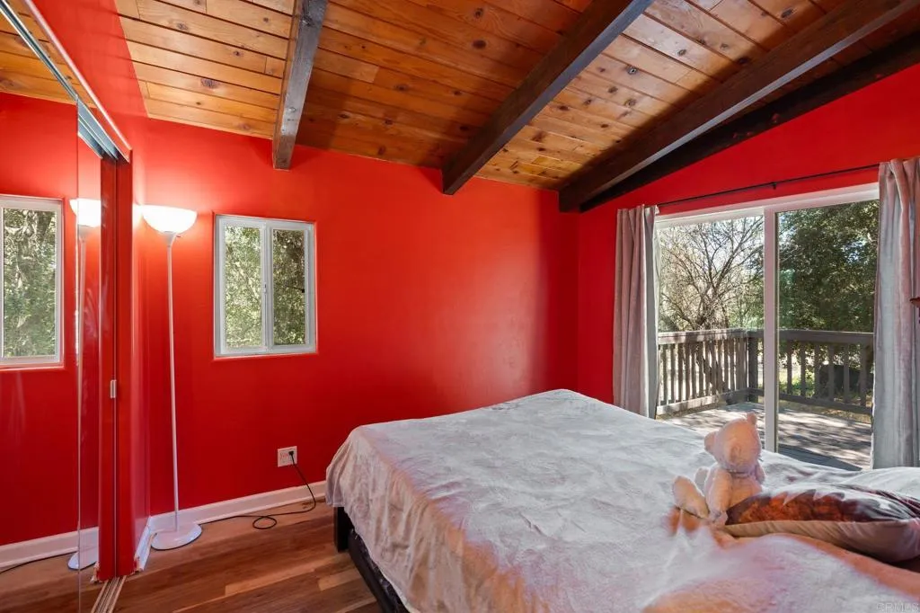 https://cdn.realtyfeed.com/cdn/127/306773333/6aedce59badafd3176d7913c17d084d7.webp