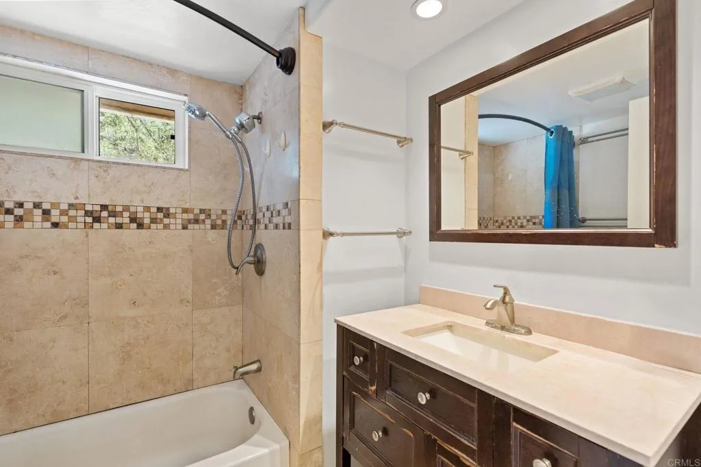 https://cdn.realtyfeed.com/cdn/127/306773333/716760066099c31207e0a56655b83a00.webp