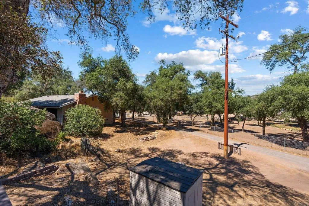 https://cdn.realtyfeed.com/cdn/127/306773333/e618cdecb1cbf9105566086ca5026e60.webp