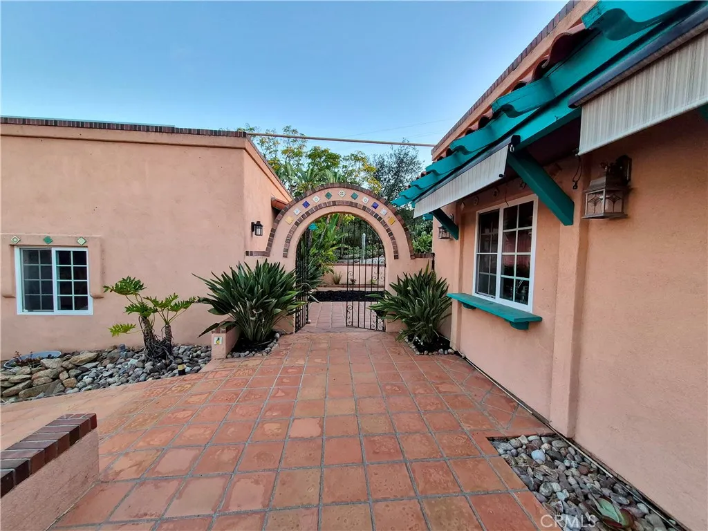 https://cdn.realtyfeed.com/cdn/127/306773334/1256a0b2dfb7b52e27449b2277c11f5c.webp