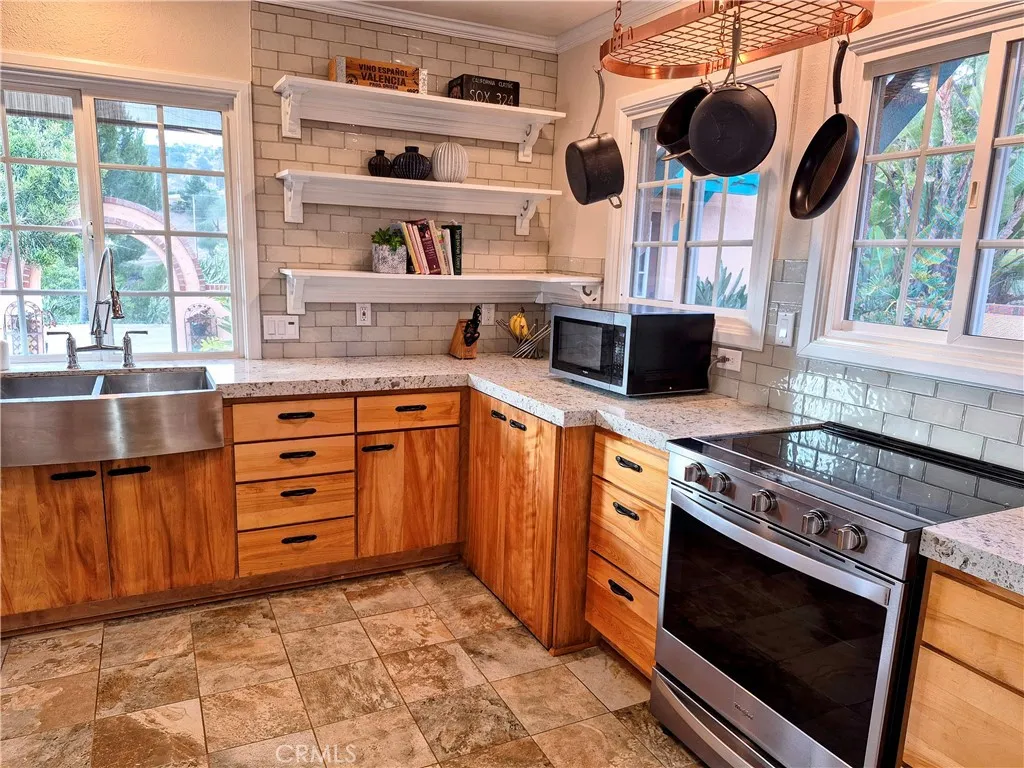 https://cdn.realtyfeed.com/cdn/127/306773334/a3afa097780ce509c58432af3c46623d.webp