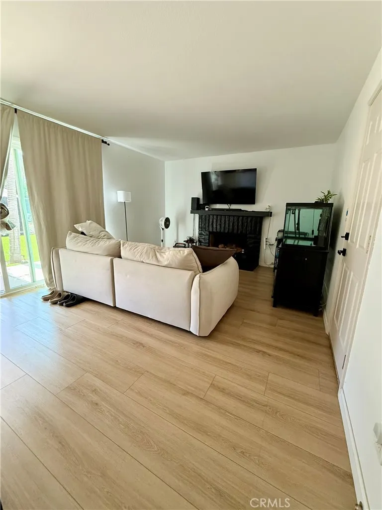 https://cdn.realtyfeed.com/cdn/127/306773392/4b23aa14161c20900acc89128dd8969b.webp