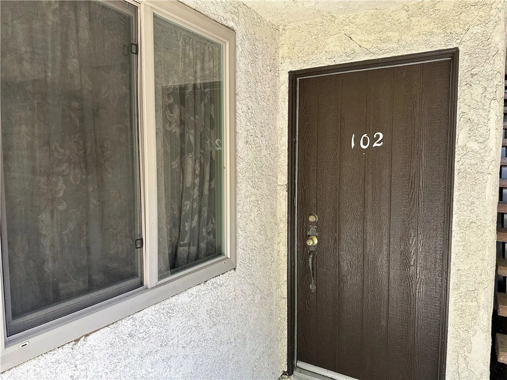 Reseda, CA 91335
