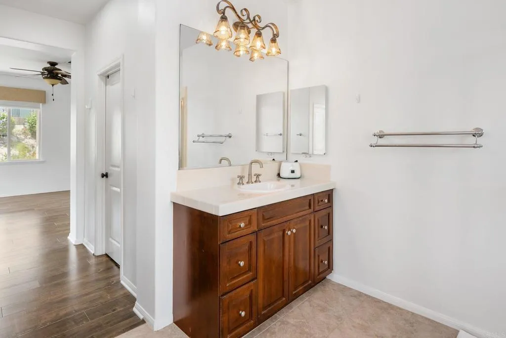 https://cdn.realtyfeed.com/cdn/127/306773419/0c7fb171f29cd9723b9f327e3e2bfb08.webp