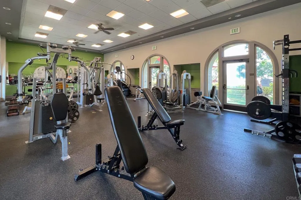 https://cdn.realtyfeed.com/cdn/127/306773419/ef1dd7970354316723443d0eb15dbb90.webp