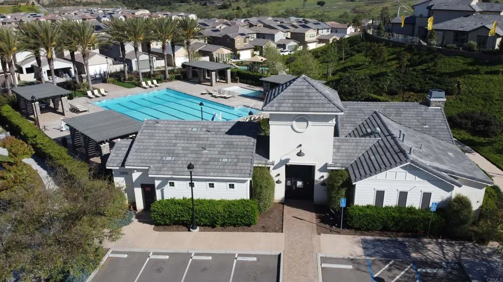 https://cdn.realtyfeed.com/cdn/127/306773422/887d5f5e618245e9c57266d64f8c674e.webp