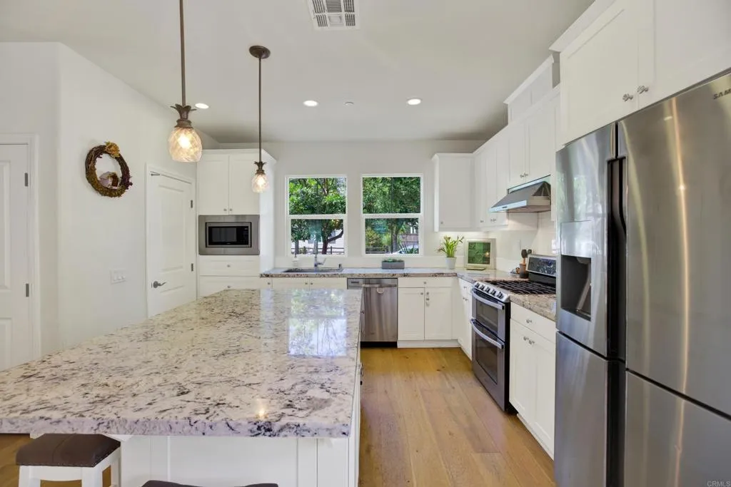 https://cdn.realtyfeed.com/cdn/127/306773422/daff3b95825fdf28da959dc3cfdc4ff8.webp