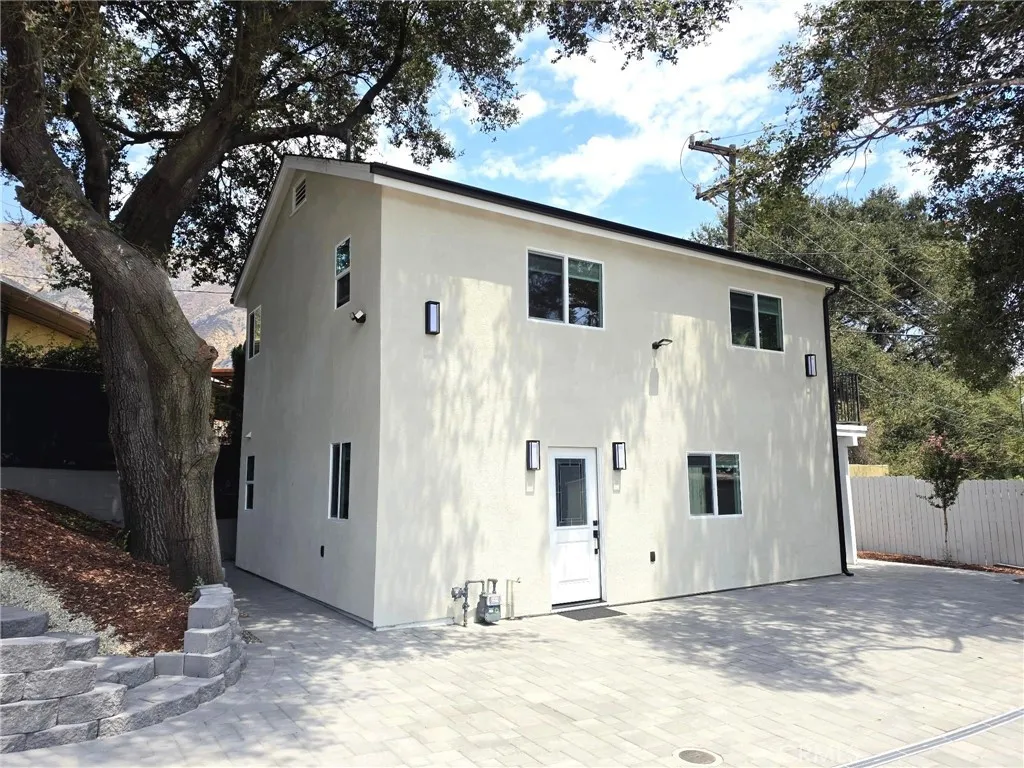 Altadena, CA 91001