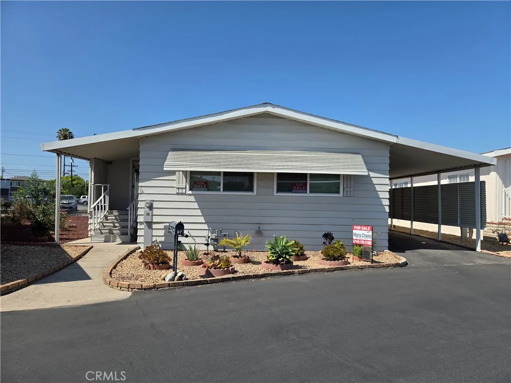 1201 W Valencia Unit 97, Fullerton, CA 92833 - Main photo, Fullerton, CA