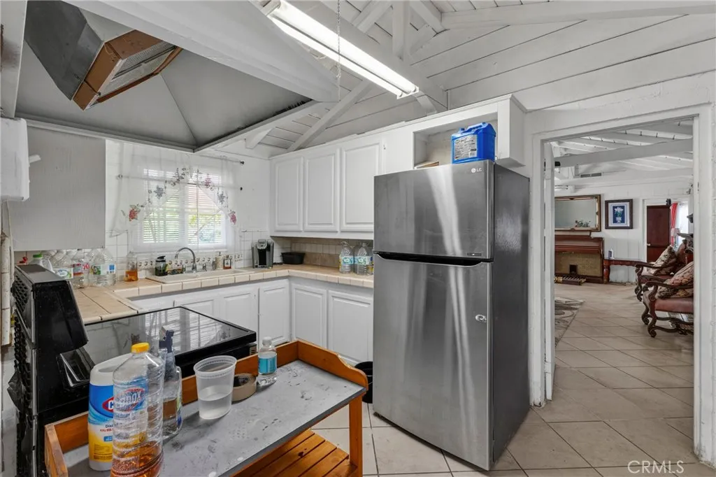 https://cdn.realtyfeed.com/cdn/127/306773496/433a4fe6304c969d5fbe95088c6676e2.webp