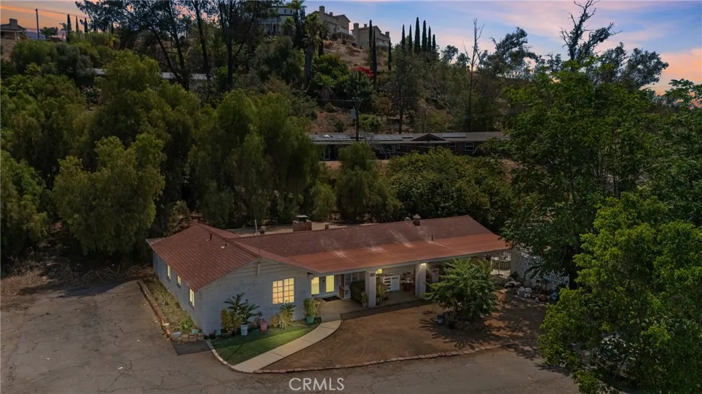 1684 Broadway, El Cajon, CA 92021 - Main photo, El Cajon, CA