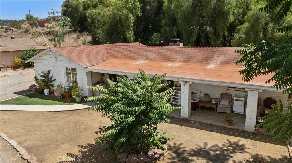 https://cdn.realtyfeed.com/cdn/127/306773496/ad299e7e4925097ea200fcec6fadff90.webp