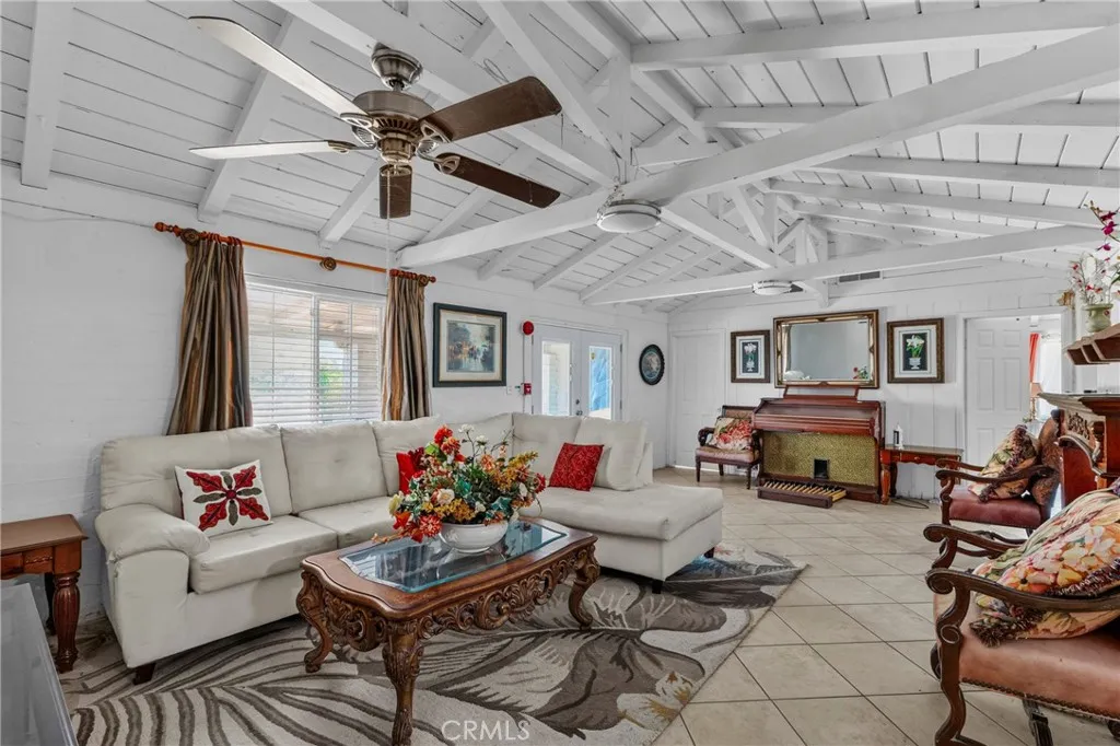 https://cdn.realtyfeed.com/cdn/127/306773496/f14aaf42ff5cfcbbe654bb180b507e33.webp