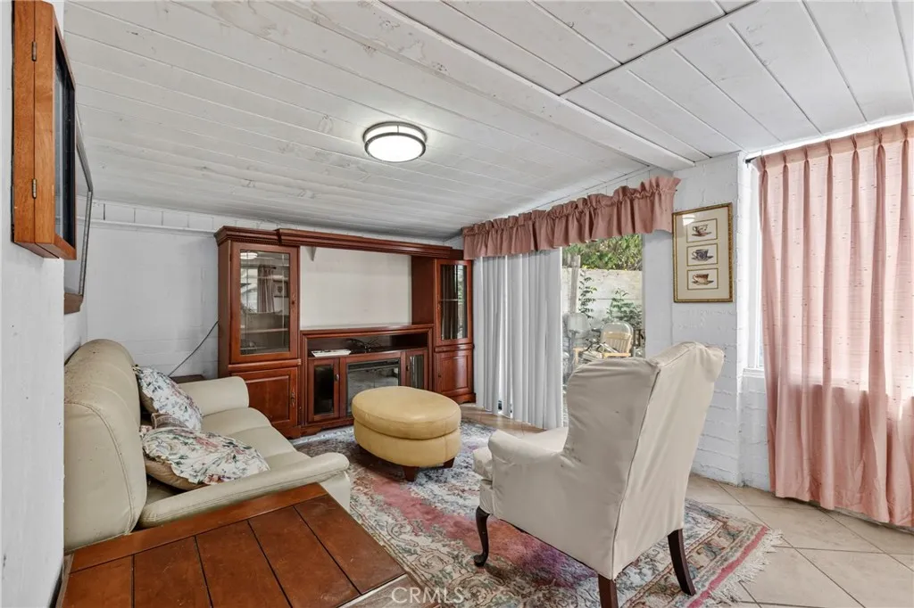 https://cdn.realtyfeed.com/cdn/127/306773496/f20de859eb226c22f19564bc91a2d916.webp