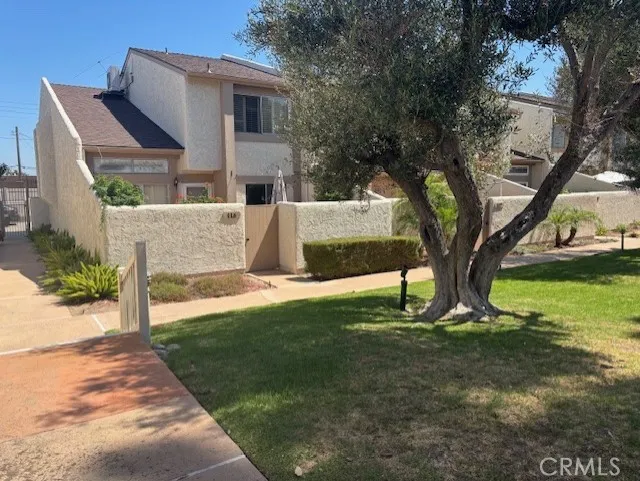 25900 Oak Unit 116