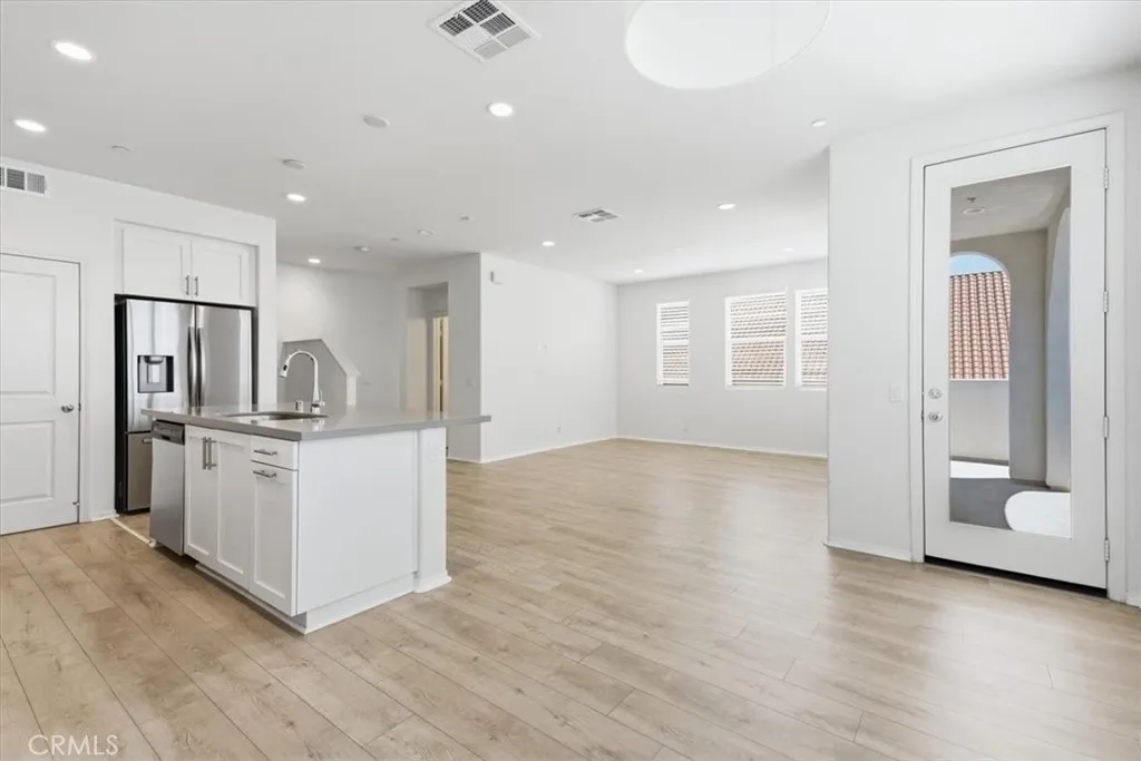 La Habra, CA 90631