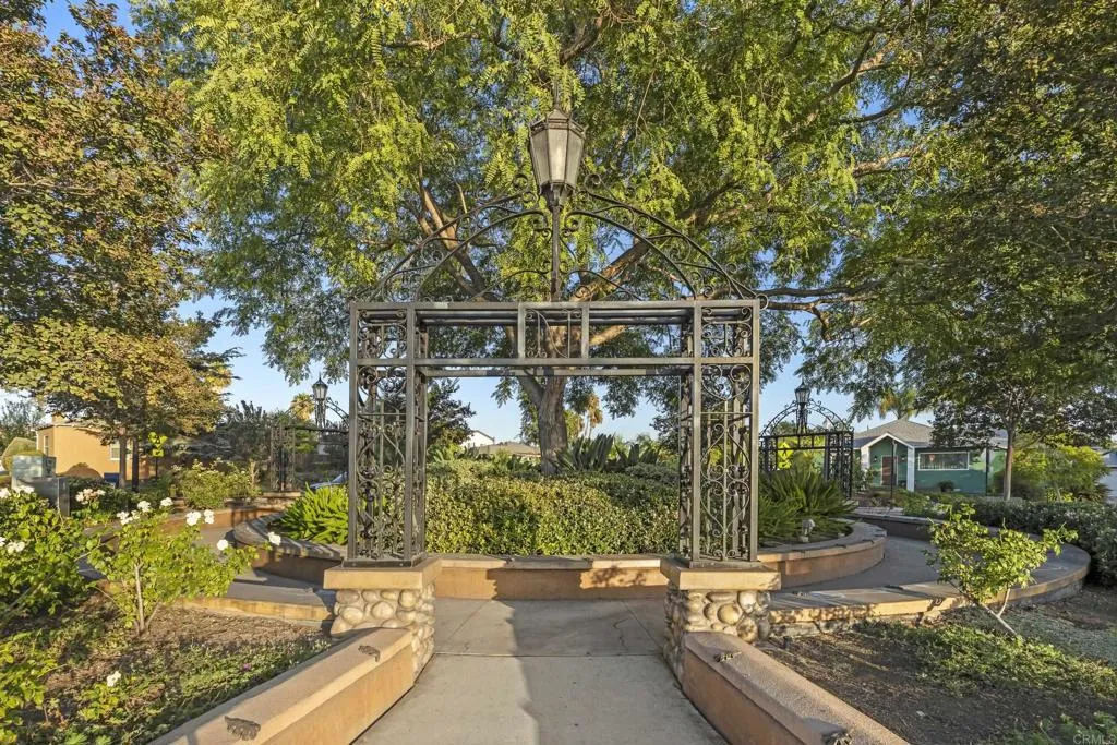 https://cdn.realtyfeed.com/cdn/127/306773544/b4c70a7d60d2393c7652fa67d00a937a.webp