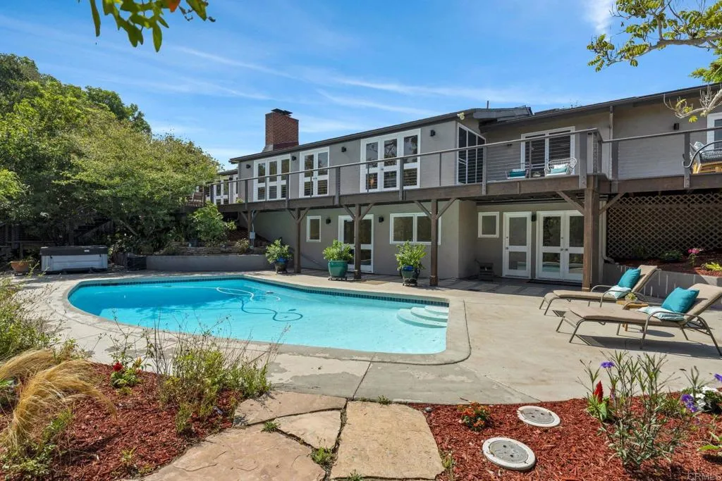 https://cdn.realtyfeed.com/cdn/127/306773556/048953ad3e7e89a629f05b6e7f3f615a.webp