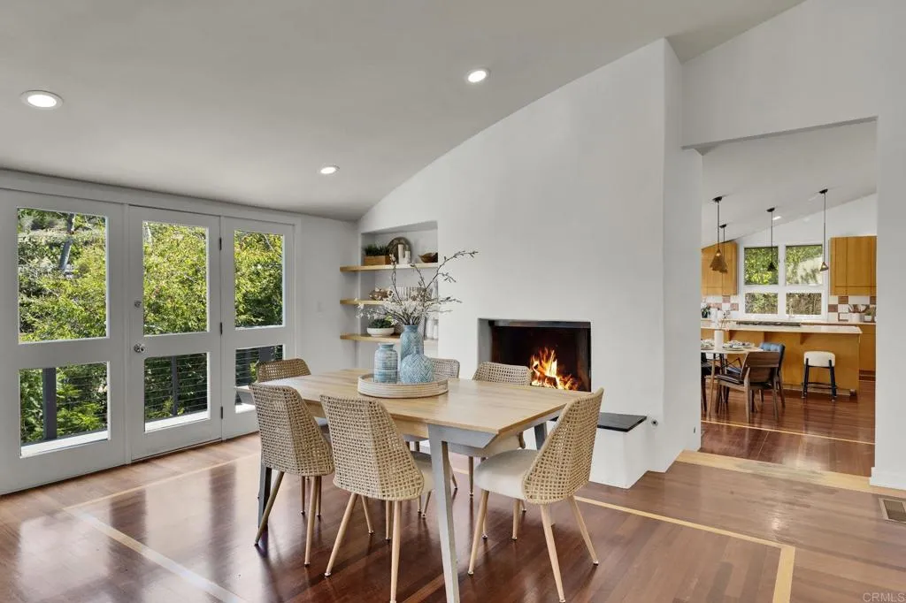 https://cdn.realtyfeed.com/cdn/127/306773556/64f08c4a74c2884a6a6b4425fb362d11.webp