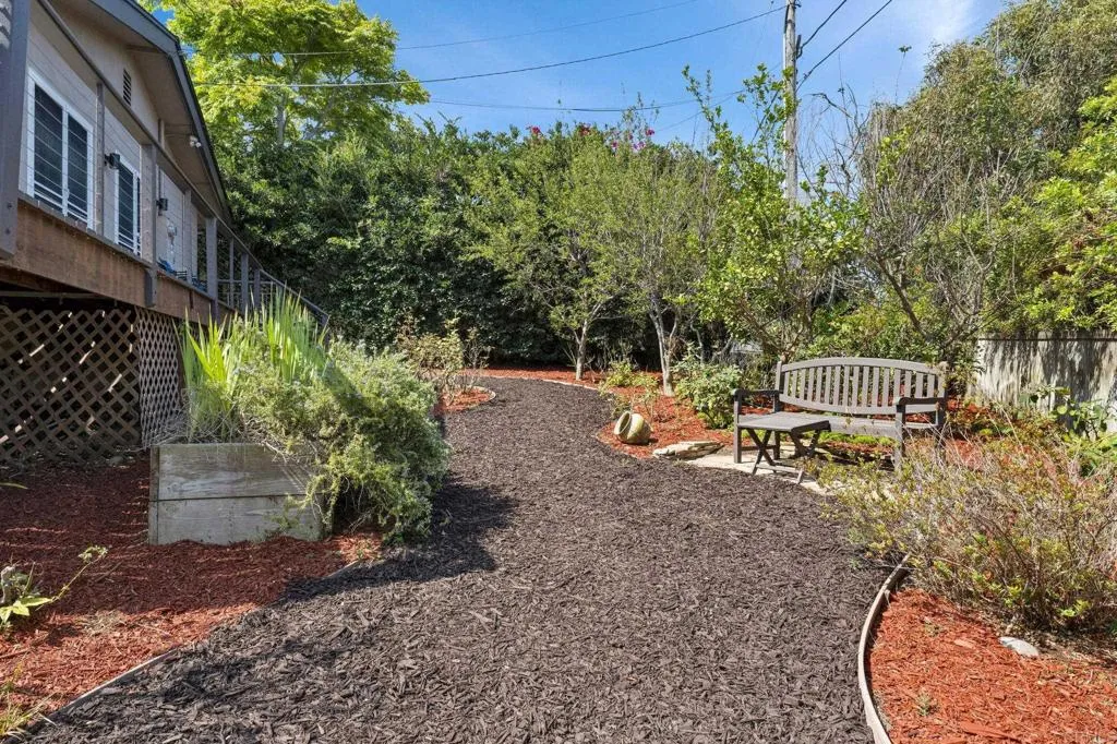https://cdn.realtyfeed.com/cdn/127/306773556/8c0f0d247dc77598fcac7aa0d08529cb.webp