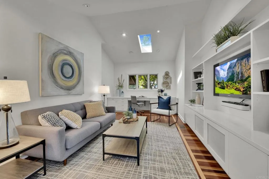 https://cdn.realtyfeed.com/cdn/127/306773556/cbd7c6c8089fcb2eaf4b1beb12efb794.webp