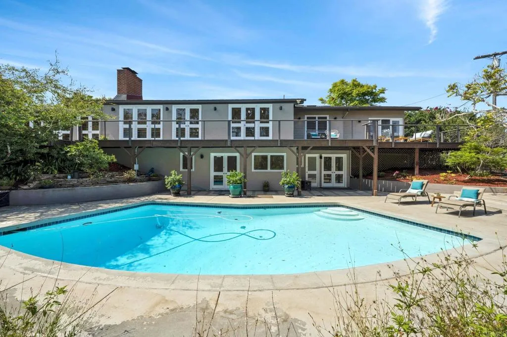 https://cdn.realtyfeed.com/cdn/127/306773556/e0841faac34bdc0f6f9962e7a1503b91.webp