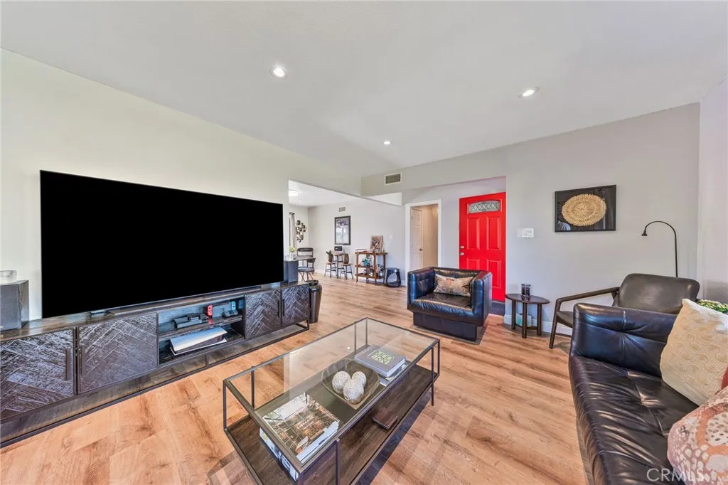 19103 Galway, Carson, CA 90746 - Photo 5 of 14, Carson, CA