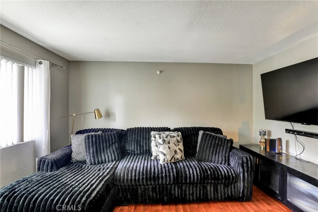 14405 Cerise Avenue Unit 13, Hawthorne, CA 90250 - Photo 2 of 13, Hawthorne, CA