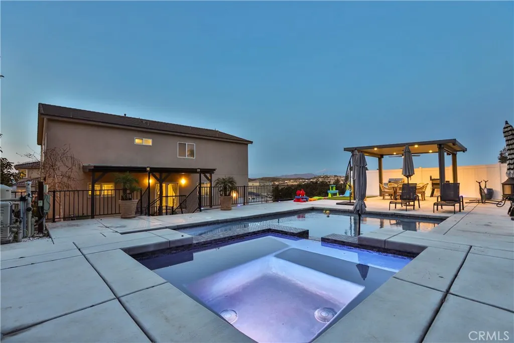 Riverside, CA 92503