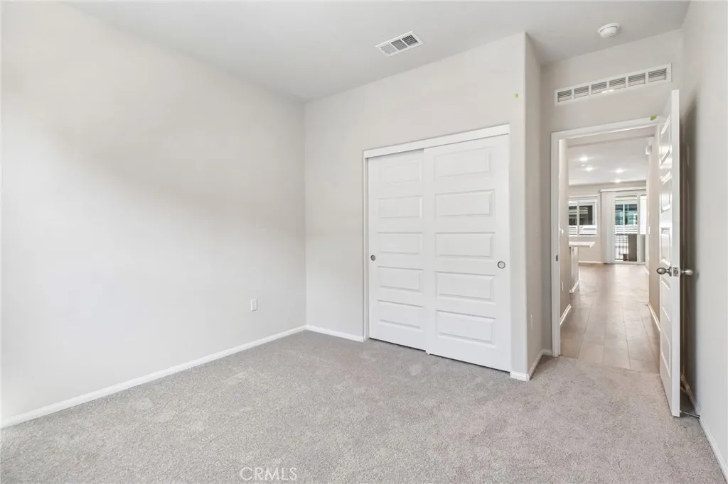 https://cdn.realtyfeed.com/cdn/127/306773597/6b37479db68b2b36a2c7707ba0dda340.webp