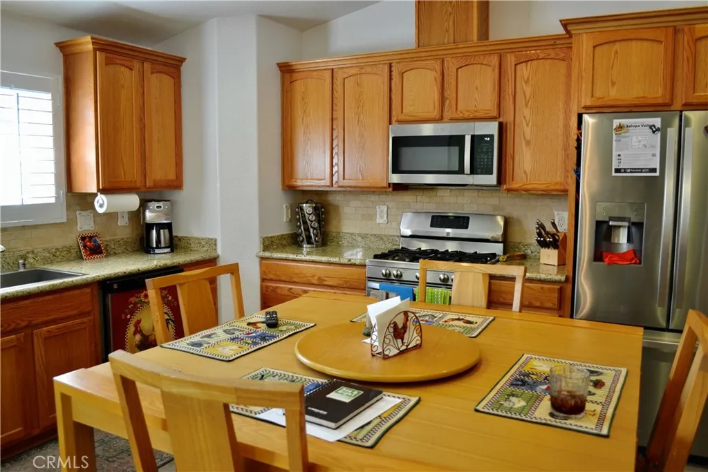 36422 Harold 5th St, Palmdale, CA 93550 - Photo 2 of 13, Palmdale, CA