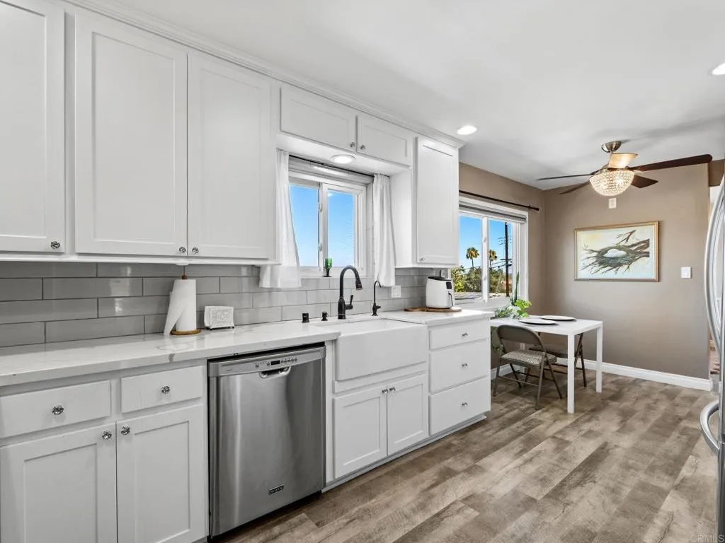 https://cdn.realtyfeed.com/cdn/127/306773603/76fef7af14fb61c412eef01b806b1c42.webp