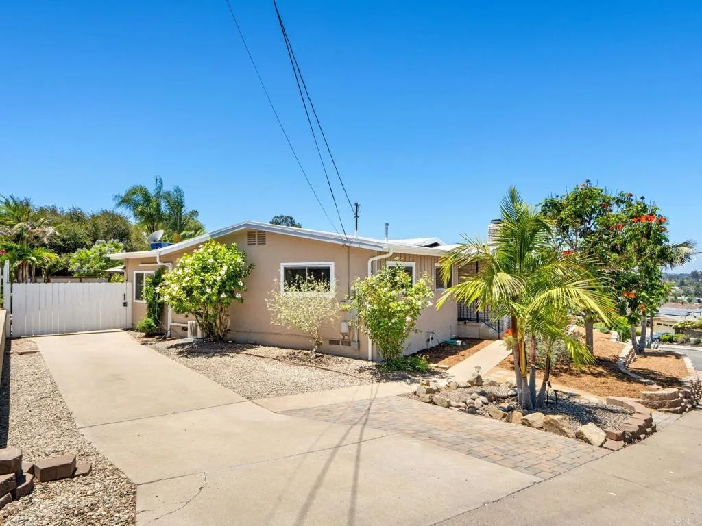 https://cdn.realtyfeed.com/cdn/127/306773603/92e67fd362517a845476cdc18ba12b67.webp