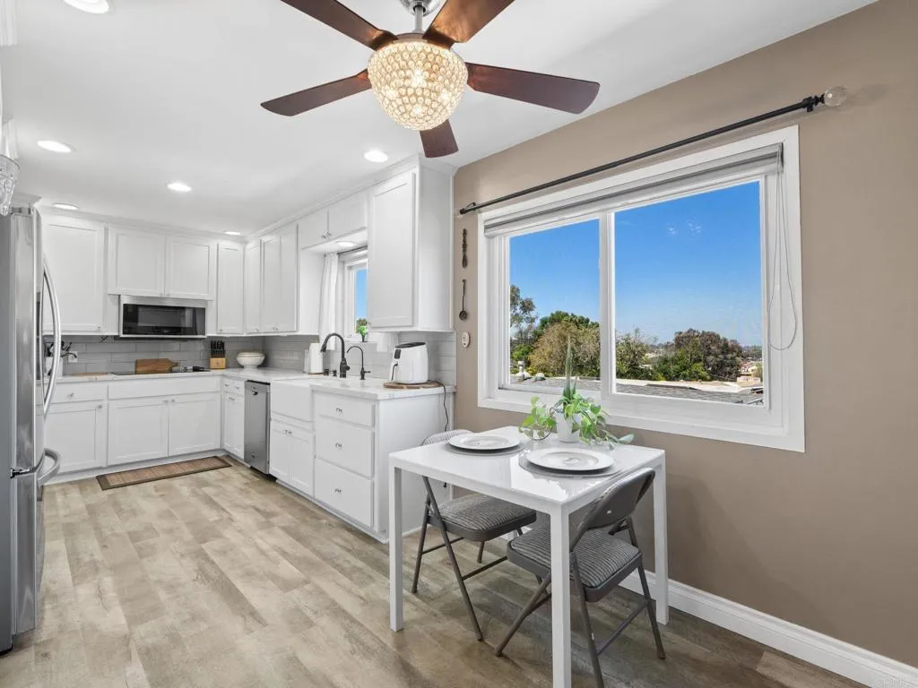 https://cdn.realtyfeed.com/cdn/127/306773603/9955020a58234020bd3cb83fc5cd89a6.webp