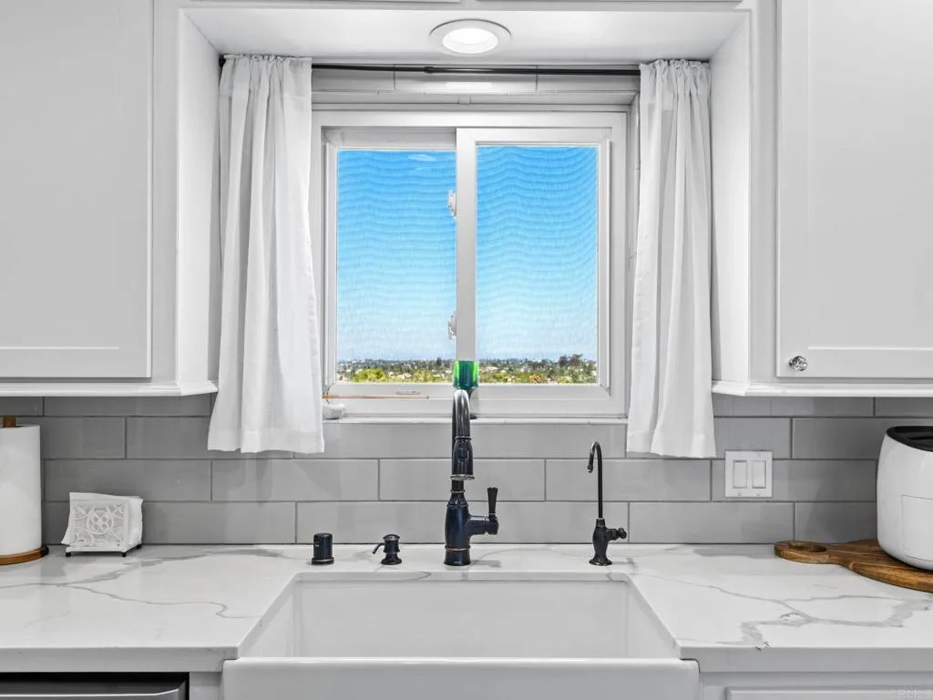 https://cdn.realtyfeed.com/cdn/127/306773603/db8c9b651979b39667d70c34dcfe99ca.webp