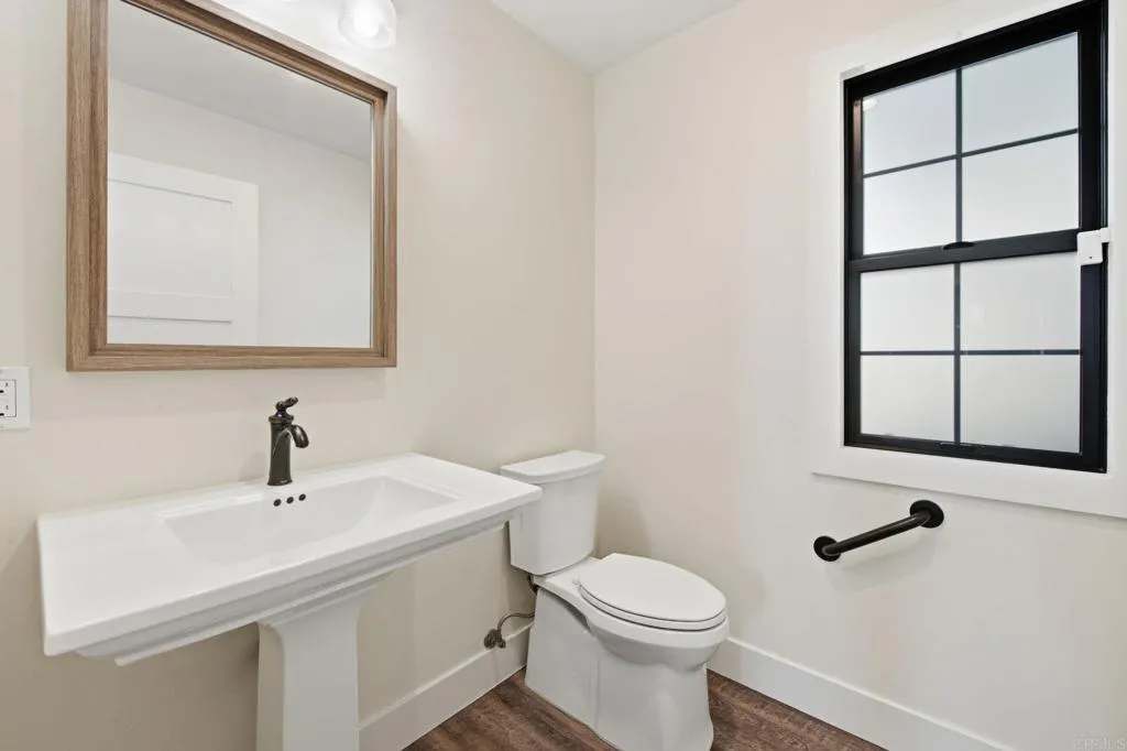 https://cdn.realtyfeed.com/cdn/127/306773622/035d19a756dc12de75b39ff07b18862d.webp
