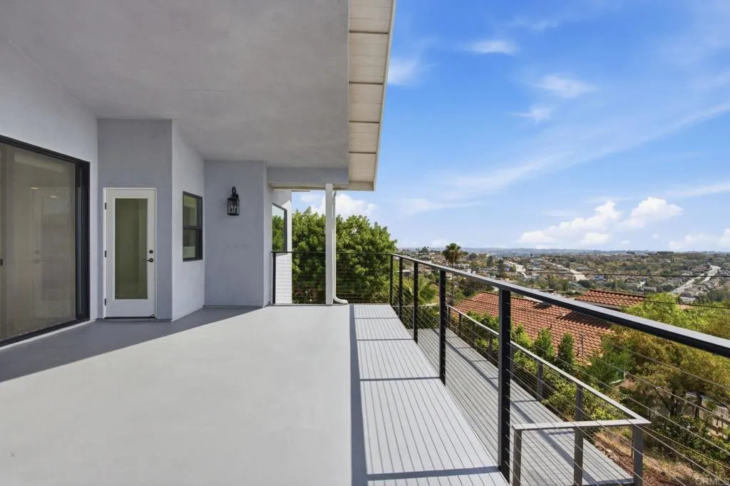 https://cdn.realtyfeed.com/cdn/127/306773622/adec5386d93ff4c8d7b9172ece4f92d7.webp