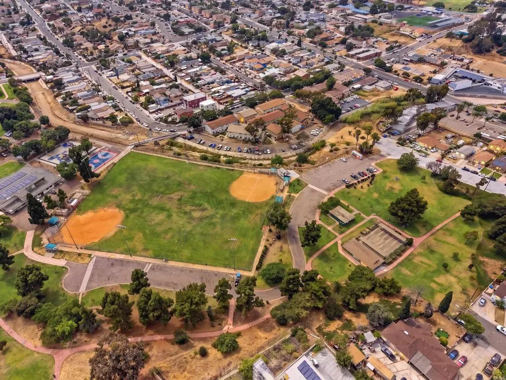 https://cdn.realtyfeed.com/cdn/127/306773670/f0dbf9ef1bf31e86f45b119bdf9d3724.webp