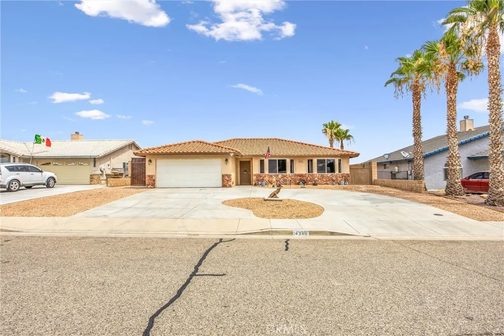 14348 Northpark, Hesperia, CA 92345 - Photo 4 of 37, Hesperia, CA