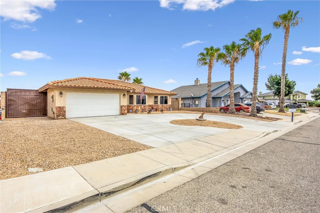 14348 Northpark, Hesperia, CA 92345 - Photo 5 of 37, Hesperia, CA