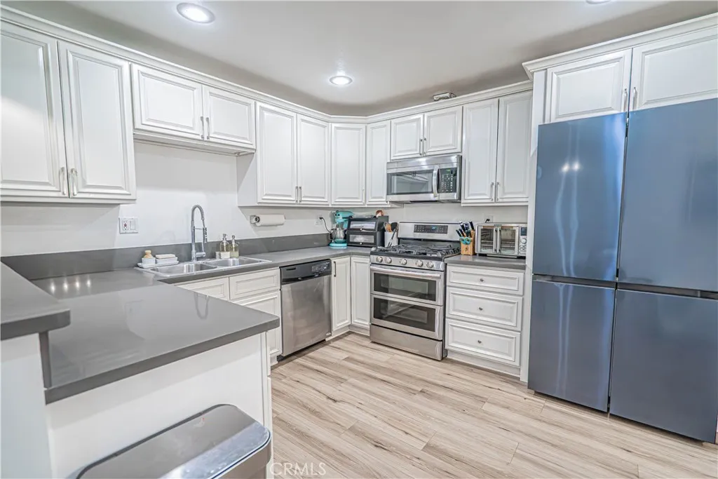 23207 Faisan Court, Valencia, CA 91355 - Photo 5 of 45, Valencia, CA
