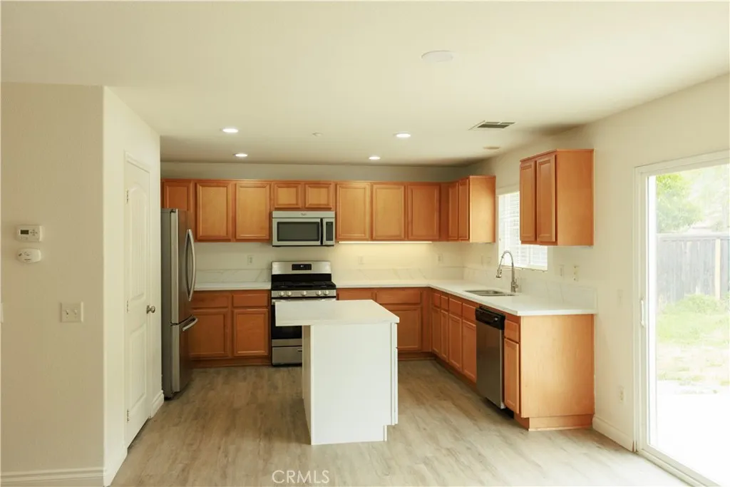 18415 Whitewater, Riverside, CA 92508 - Photo 4 of 5, Riverside, CA