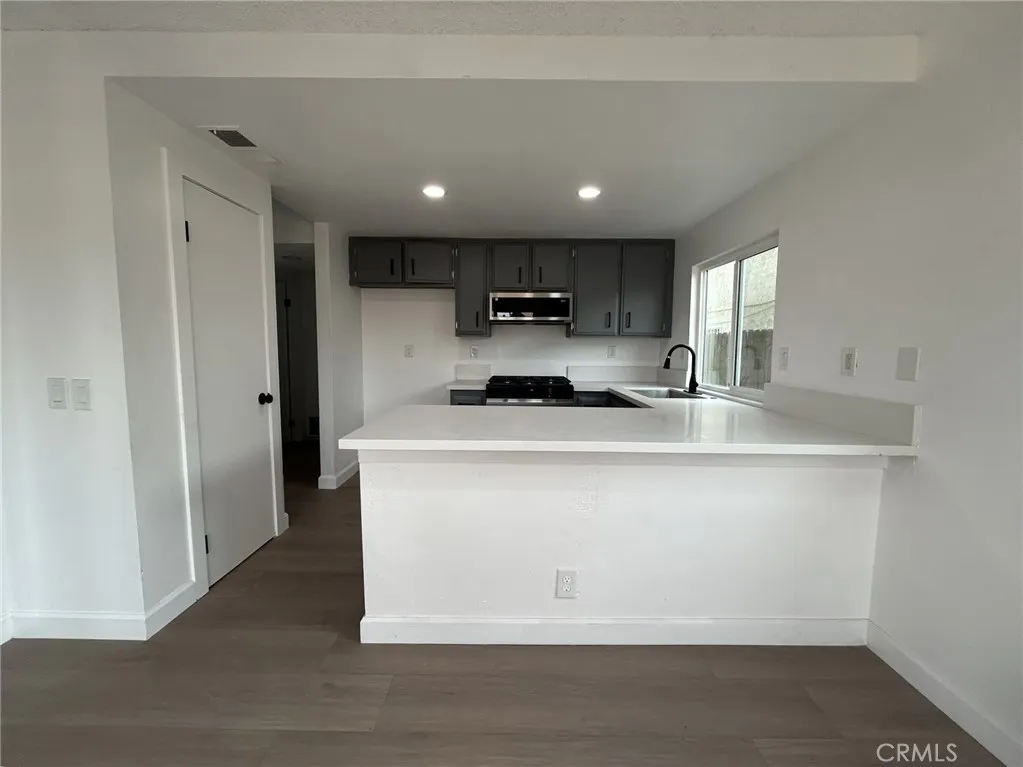12040 Woodbridge, Fontana, CA 92337 - Photo 2 of 26, Fontana, CA